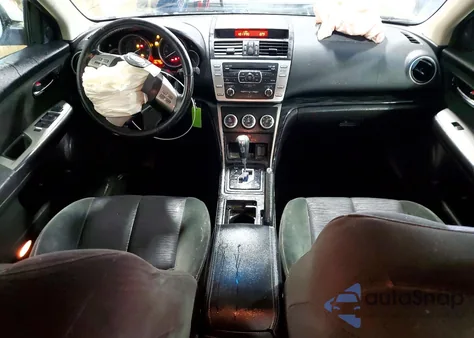 2010 Mazda 6 I z USA, uszkodzony, nr VIN 1YVHZ8CH0A5M33177